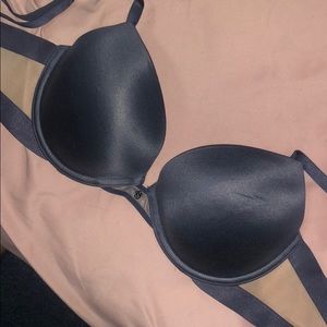 VS PLUNGE PUSH UP